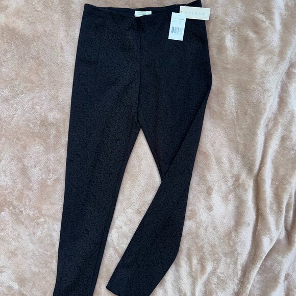 NWT Paisly Print Pants -- Size Small - Picture 1 of 3